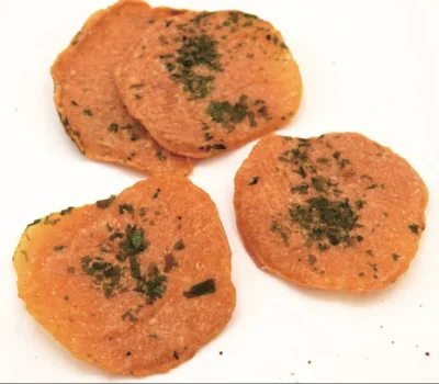 Pet Crisps, Baked Treats and Biscuits - Wholesale Pet Supplies Sourcing - Xinji Pet Supplies